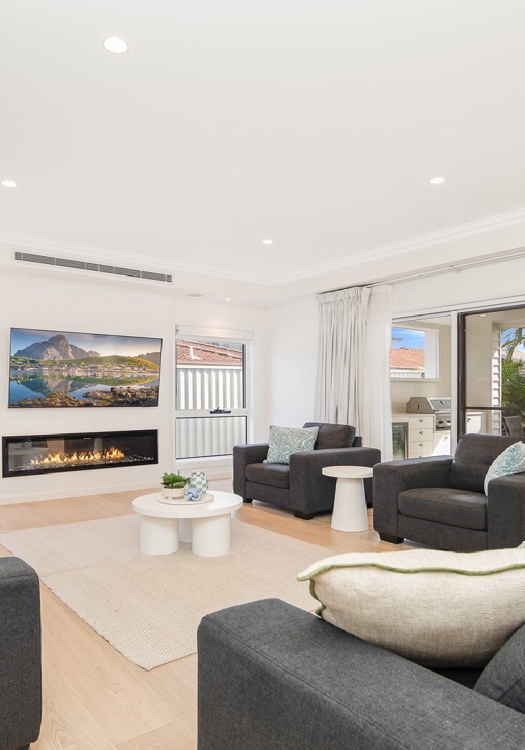Fireplace_entrance